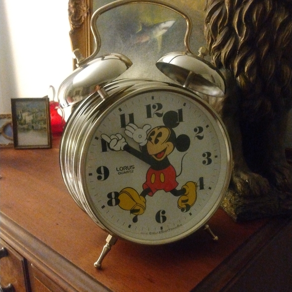 Vintage Walt Disney Lorus Quartz Mickey Mouse Silver Bell Clock - Picture 4 of 8